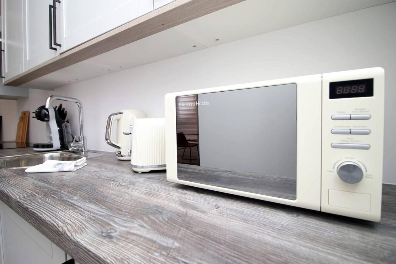 Kingsbridge Point - Cosy One Bed Apartments Near Town Centre, Swindon Exterior photo