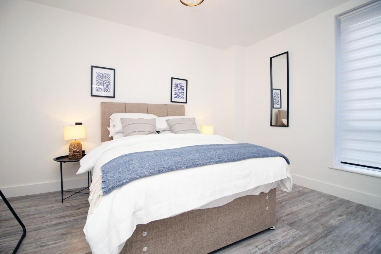 Kingsbridge Point - Cosy One Bed Apartments Near Town Centre, Swindon Exterior photo